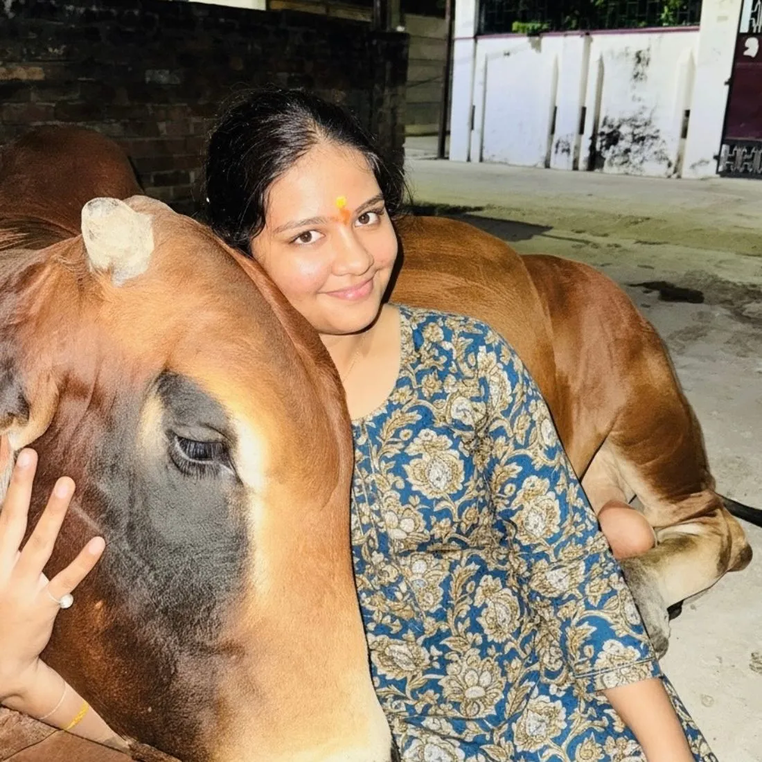Shagun Singh Best Animal Activist in Ayodhya
